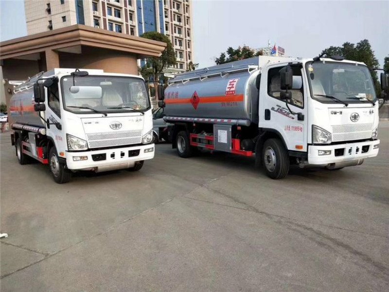 解放J6單橋17方加油車享廠家內(nèi)部優(yōu)惠價(jià)