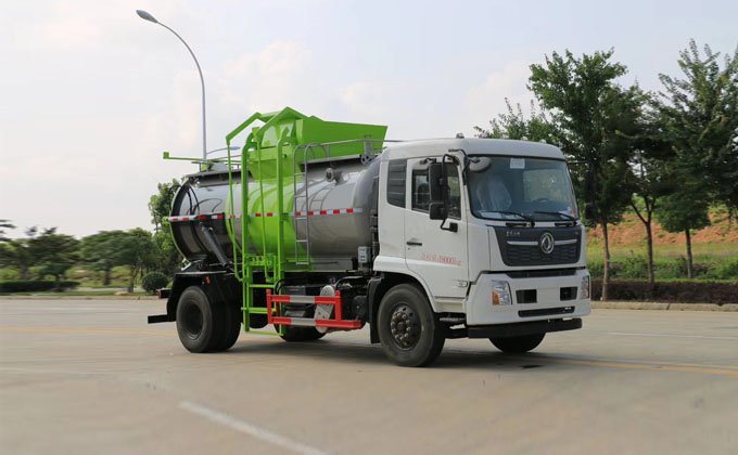 國六東風天錦餐廚垃圾污水處理車