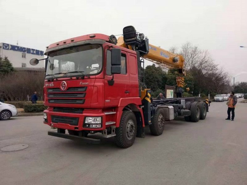 陜汽德龍隨車吊配備講解