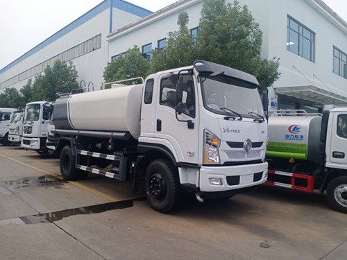 東風專用系列D1噴霧灑水車