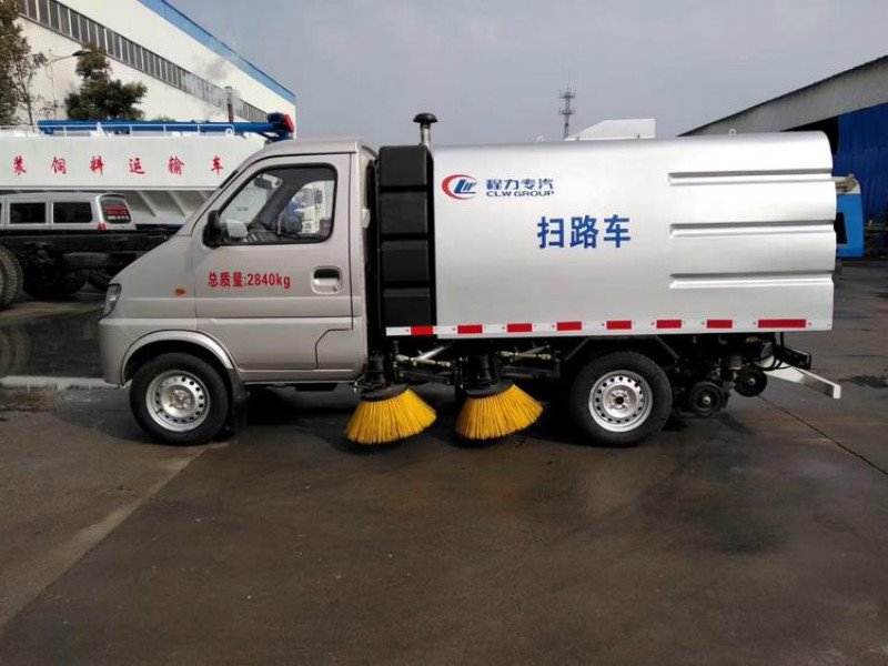 小型掃路車9月新價(jià)格多少