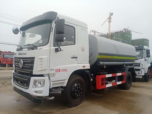 12噸國(guó)六華神灑水車