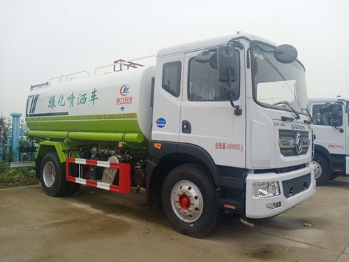 國六多利卡綠化灑水車