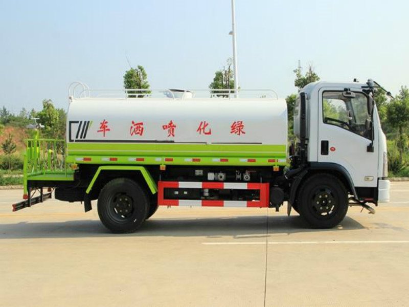 金秋九月好車推薦：國六9噸東風(fēng)凱普特灑水車