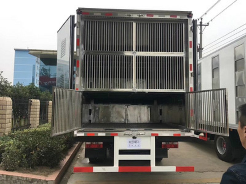 東風(fēng)多利卡D9雛禽運(yùn)輸車廠家在哪