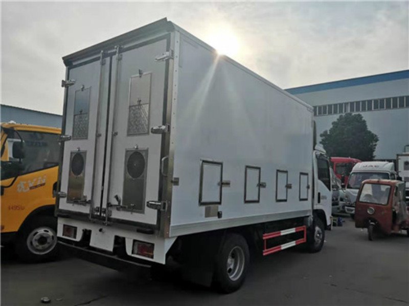 國(guó)六五十鈴藍(lán)牌雛禽運(yùn)輸車廠家報(bào)價(jià)實(shí)惠