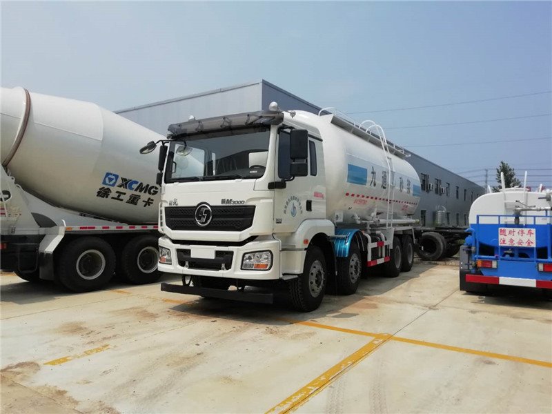 30立方散裝水泥罐車(chē)價(jià)格