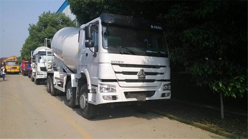 攪拌車罐體裂開怎么處理
