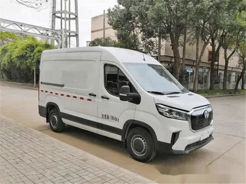 論新能源汽車(chē)行業(yè)發(fā)展：交通與能源智慧融合