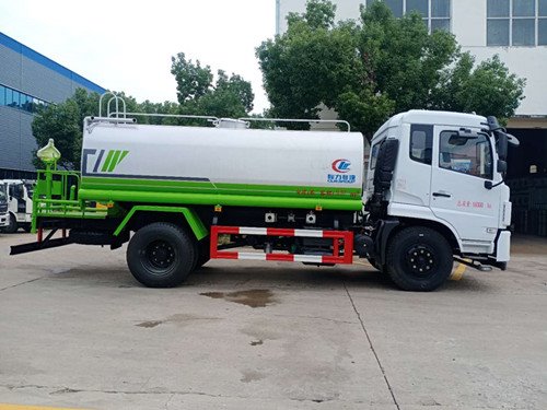 程力專汽?東風福瑞卡K6Y  CS04200-60發(fā)動機12噸綠化灑水車