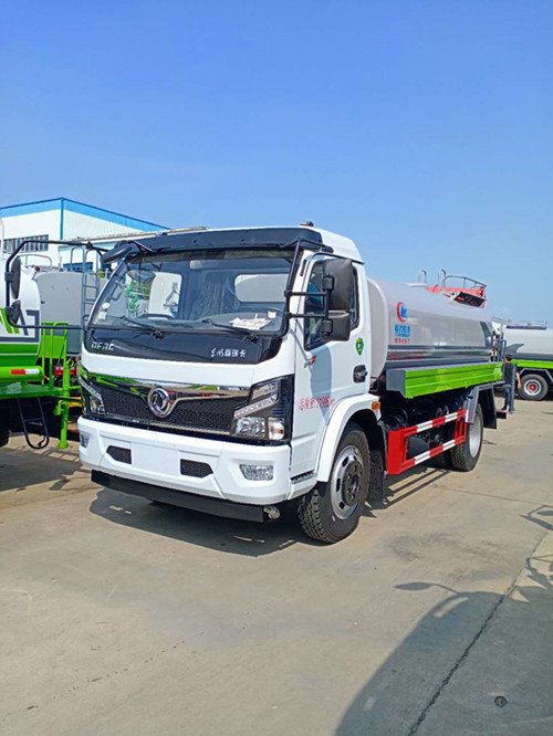 藍牌5噸福瑞卡噴霧灑水車