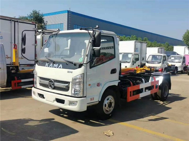 凱馬4方勾臂垃圾車國慶大放價(jià)
