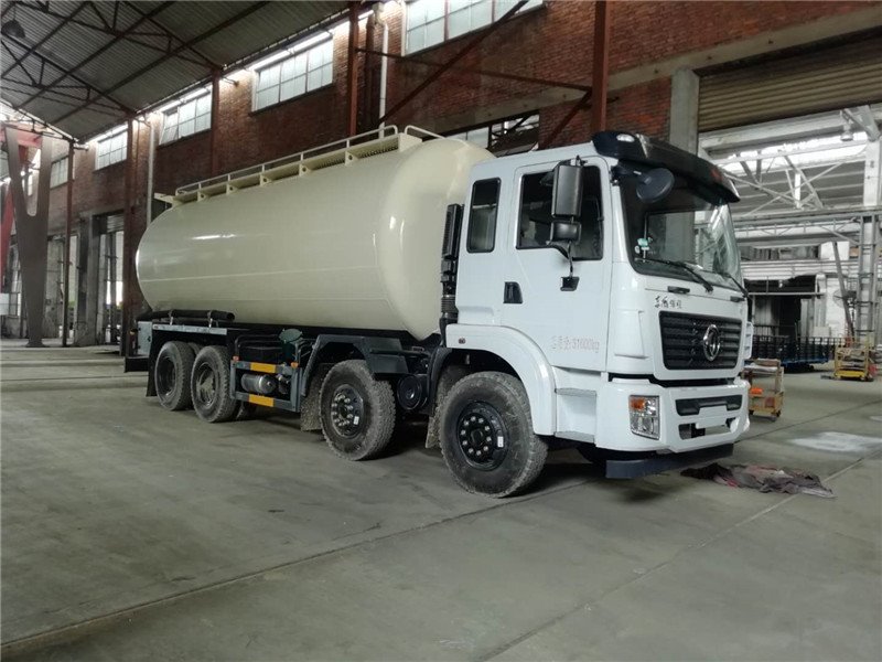前四后八30立方散裝水泥罐車價(jià)格