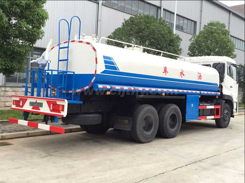 16噸東風(fēng)專底天龍灑水車