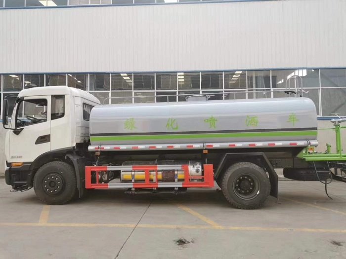 東風(fēng)天錦14.5噸灑水車(chē)