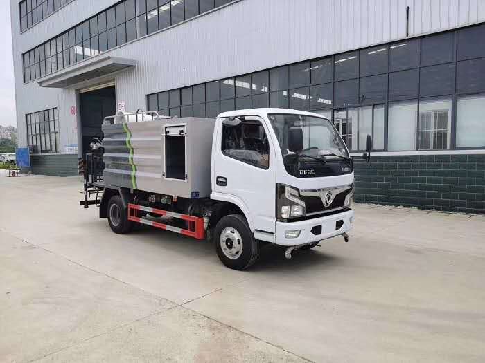 東風福瑞卡多功能抑塵車
