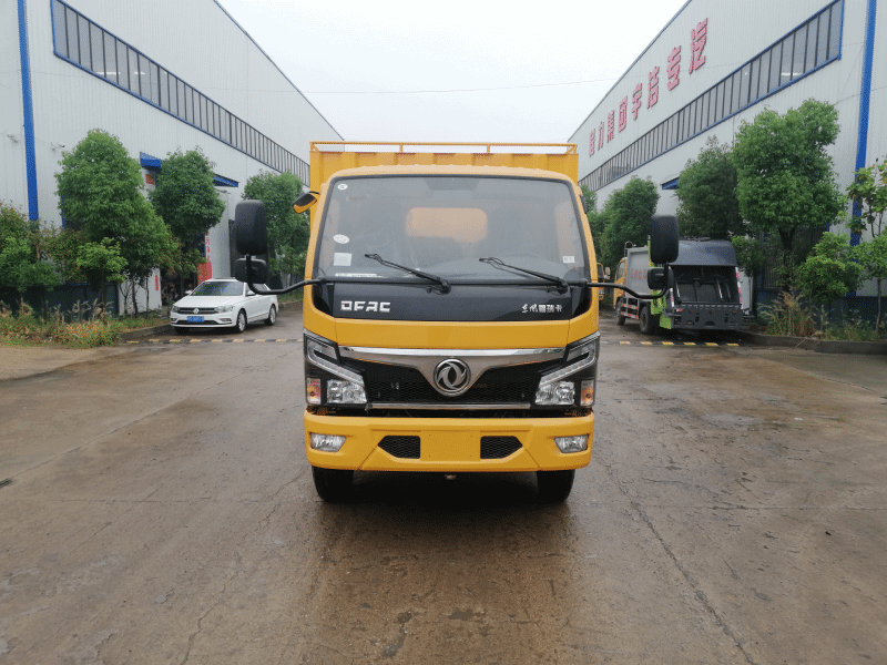 藍(lán)牌東風(fēng)小多利卡吸污凈化車污水凈化車污水處理車詳細(xì)資料介紹