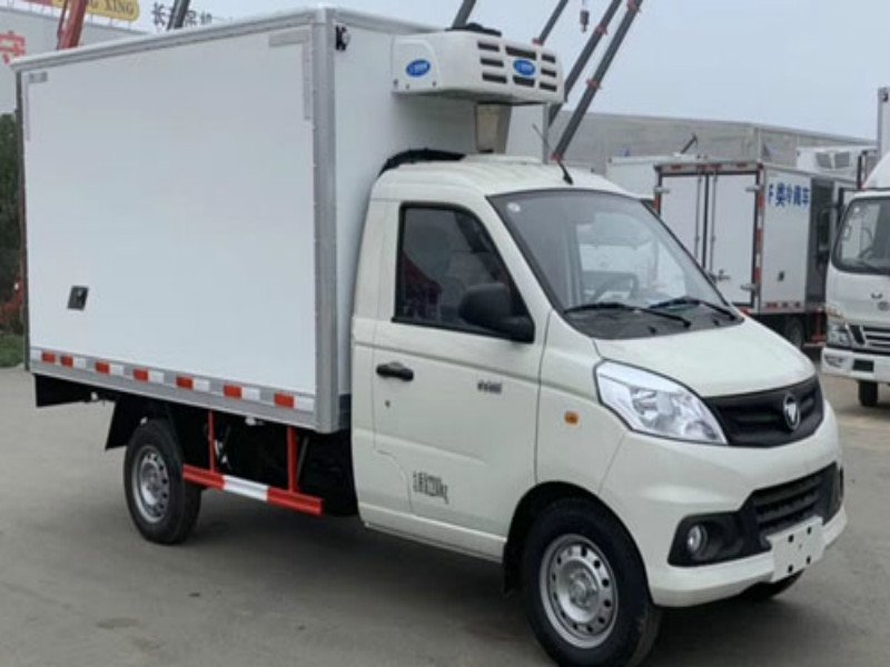 價格與質量并重的程力冷藏車