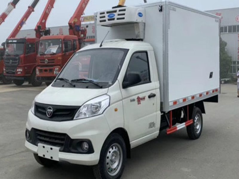 價格與質量并重的程力冷藏車
