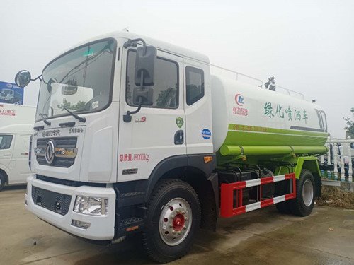 程力專汽多利卡抑塵車(chē)