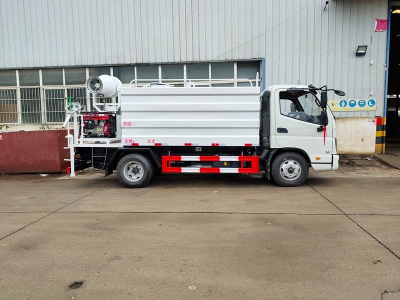 國六福田藍牌7方多功能抑塵車霧炮車