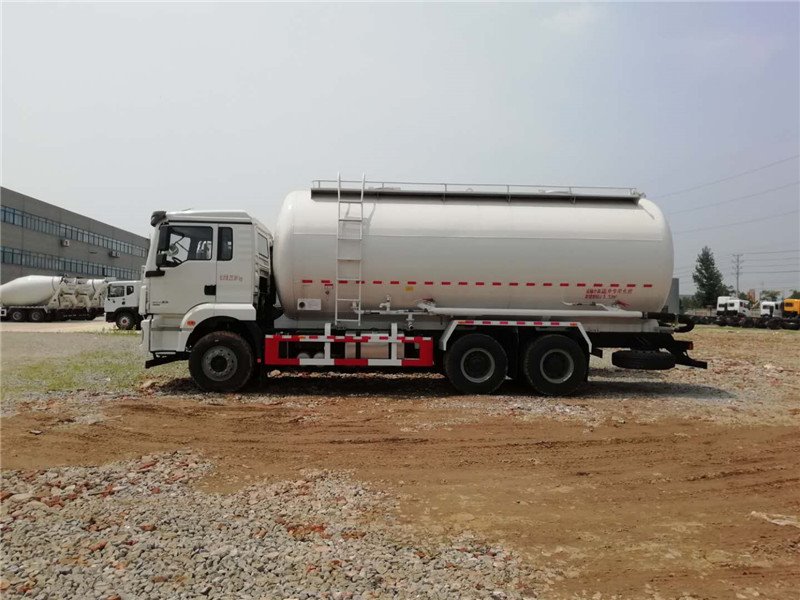 散裝水泥罐車(chē)很掙錢(qián)運(yùn)費(fèi)可以