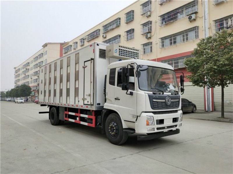金秋十月，東風禽畜運輸車廠家大減價