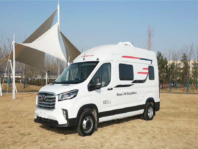 程力國六上汽大通V90房車 10月直沖底價