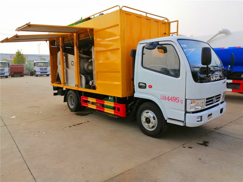 養(yǎng)殖場糞便處理車
