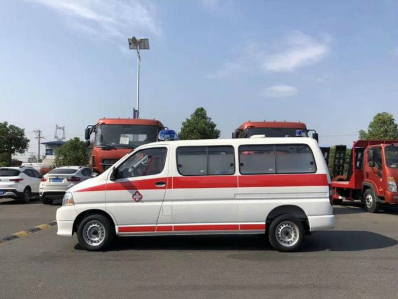 國六金杯救護車程力廠家直銷