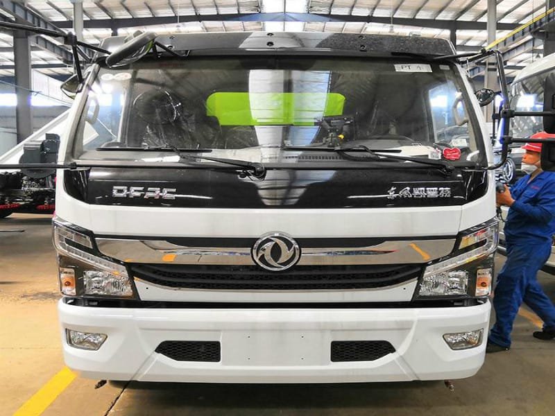國(guó)六東風(fēng)凱普特8方洗掃車(chē)廠家直銷(xiāo)價(jià)