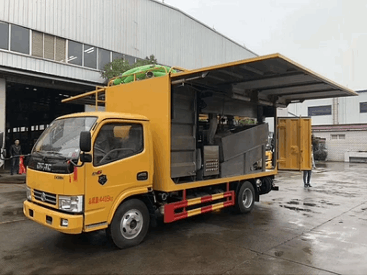 化糞池處理車