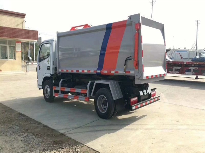 國六小型側裝掛桶垃圾車