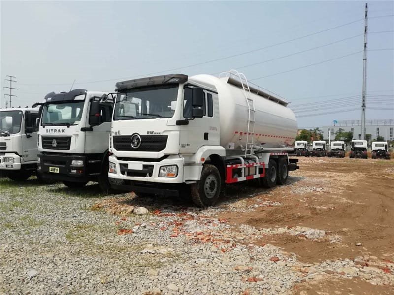 散裝水泥罐車(chē)很掙錢(qián)運(yùn)費(fèi)可以