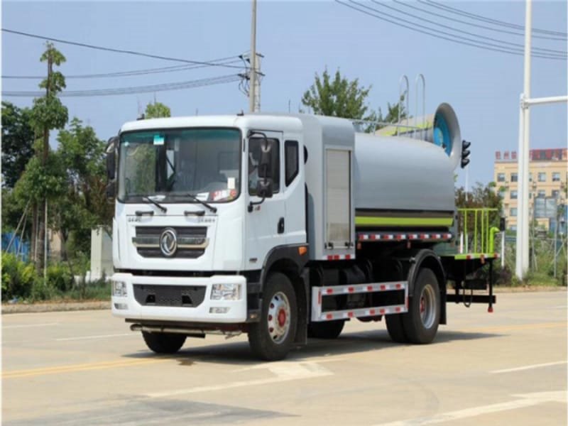 【國六】東風多利卡D9圓罐12方抑塵霧炮車