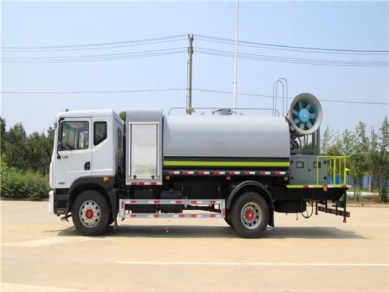 【國六】東風多利卡D9圓罐12方抑塵霧炮車