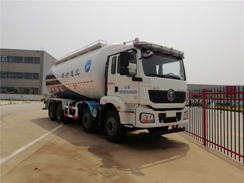 陜汽干混砂漿運輸車優(yōu)惠價