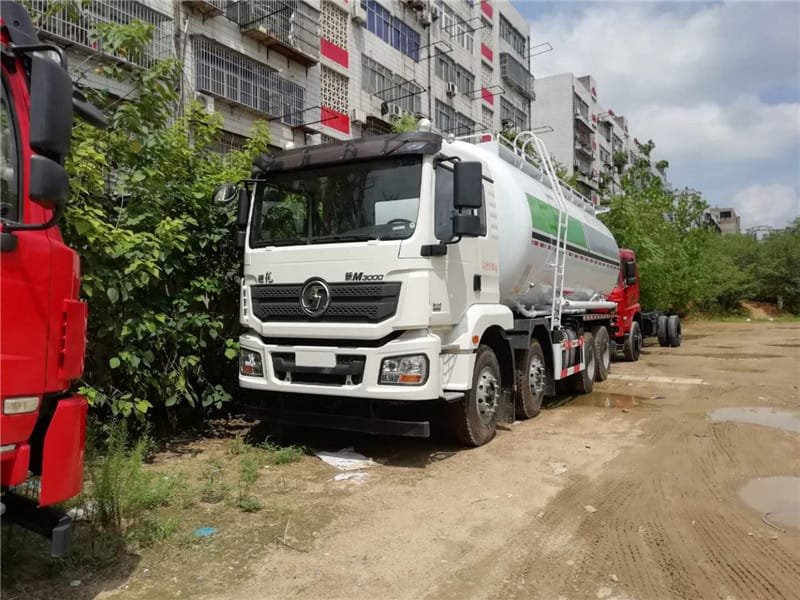 陜汽德龍30噸干混砂漿車直銷
