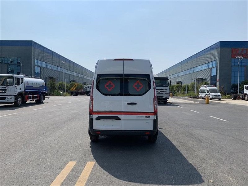 江鈴救護車動力輸出強運轉(zhuǎn)平穩(wěn)