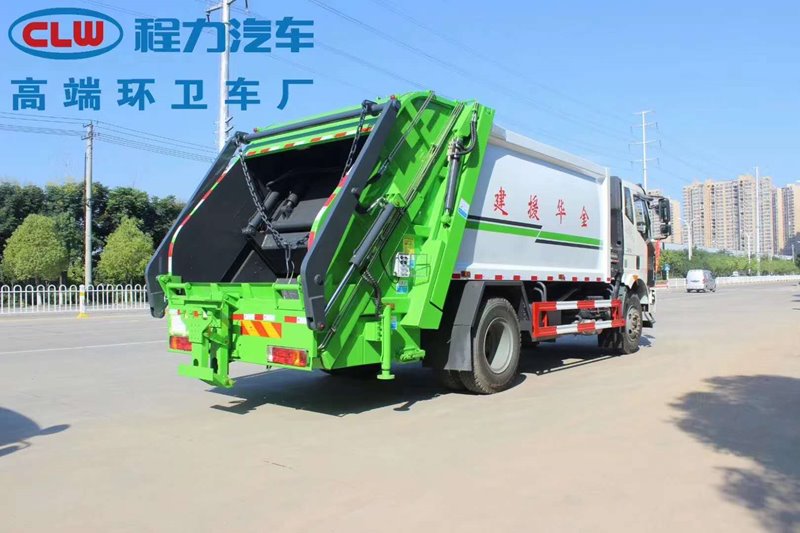 12方壓縮垃圾車的是如何運(yùn)作的 