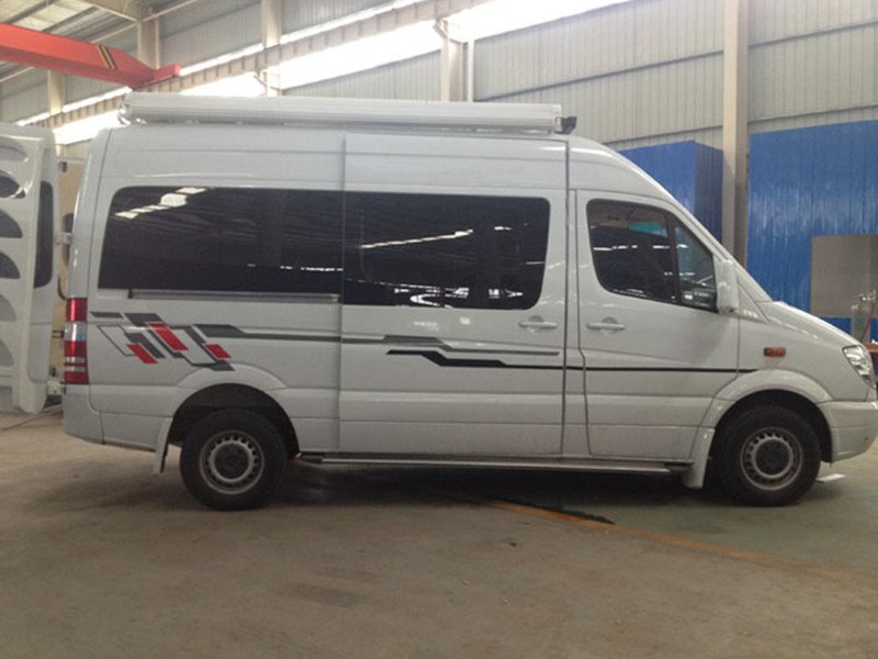 高端上檔次的奔馳凌特B型旅居房車