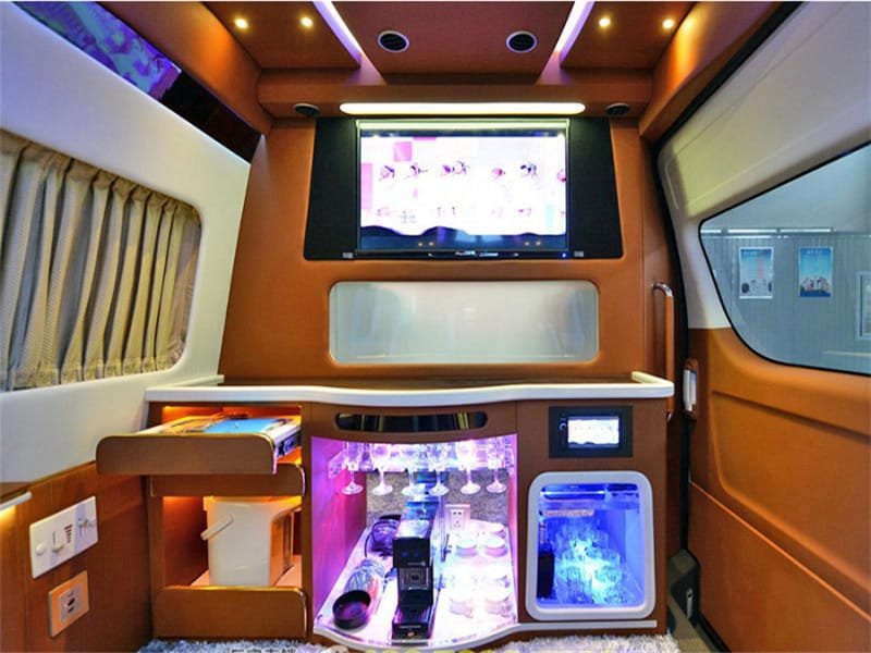 高端上檔次的奔馳凌特B型旅居房車