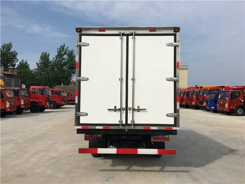 江淮駿鈴冷藏車(chē)廠家報(bào)價(jià)多少