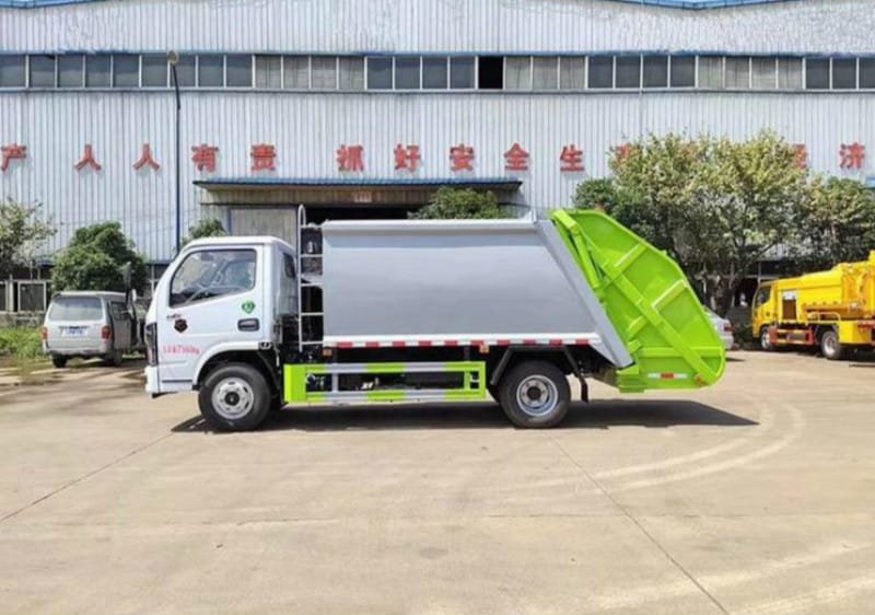 國六東風小多利卡壓縮垃圾車絕對低價