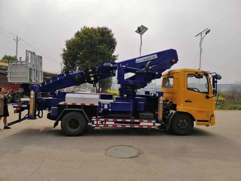 國六東風(fēng)天錦32米高空作業(yè)車正確操作方法
