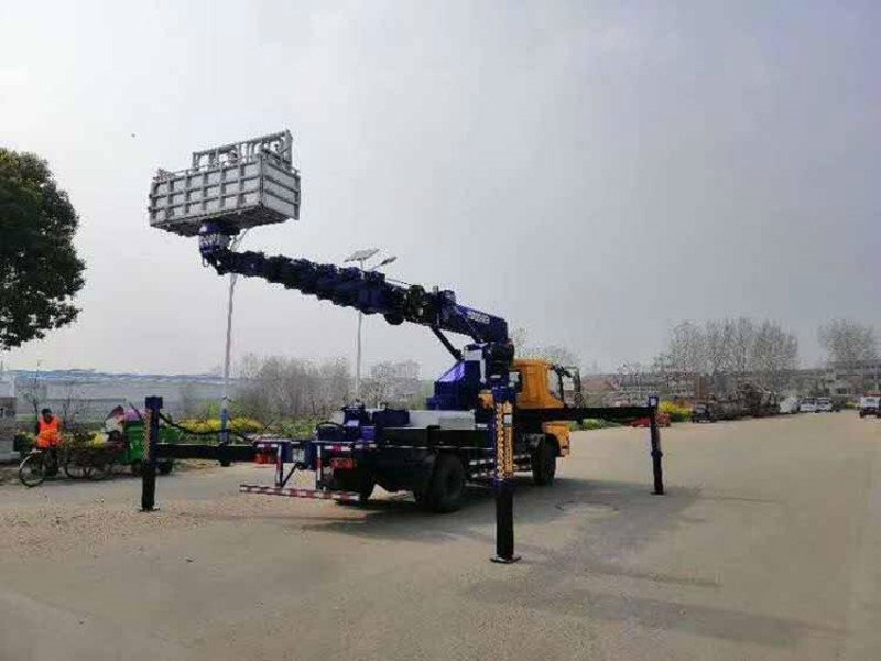 國六東風(fēng)天錦32米高空作業(yè)車正確操作方法