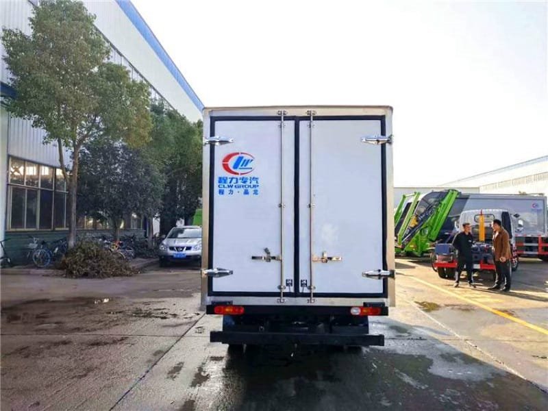 國六飛碟3.2米冷藏車超值價(jià)格