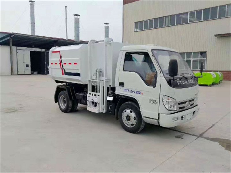 4方福田柴油掛桶垃圾車早買早劃算