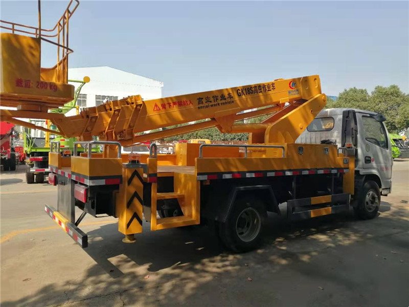 東風(fēng)小多利卡18米升降車程力廠家重磅推薦