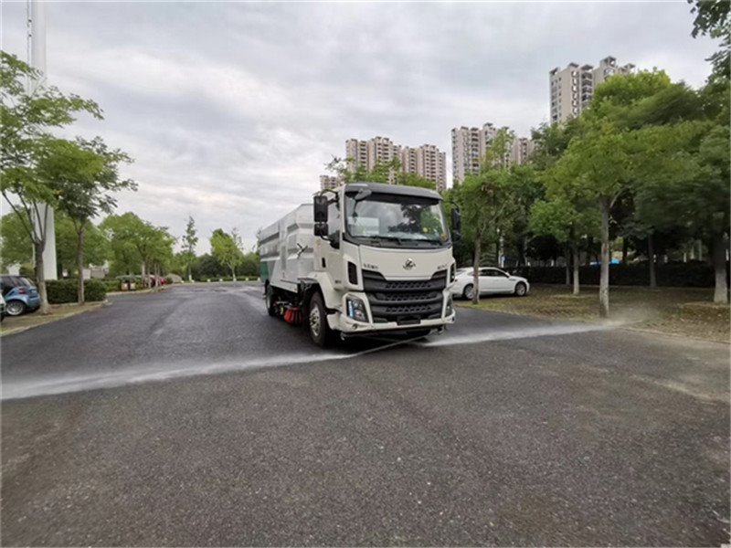 16方國六洗掃車程力廠家賣車電話